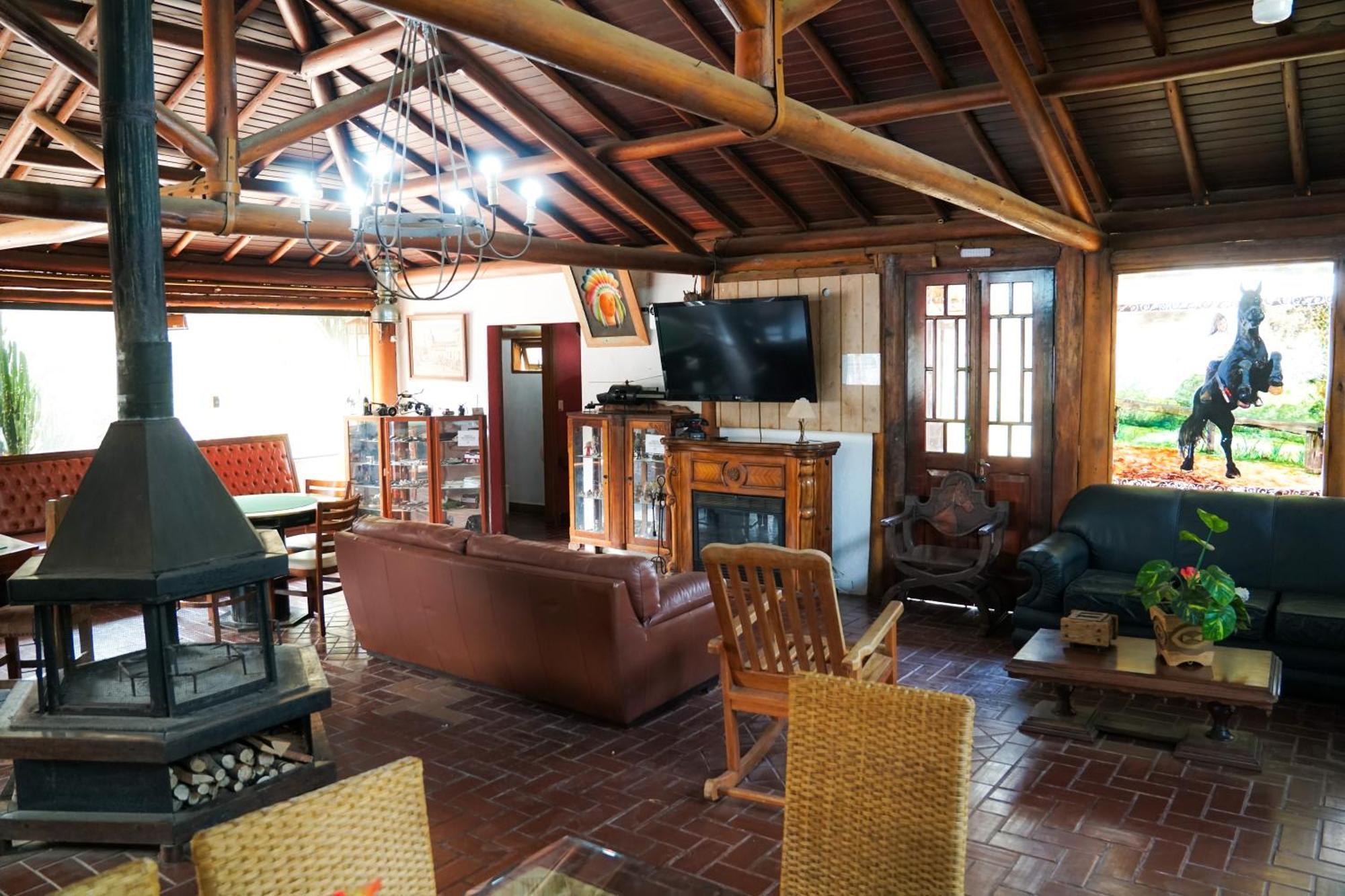 Hotel Fazenda Pocos De Caldas Bagian luar foto